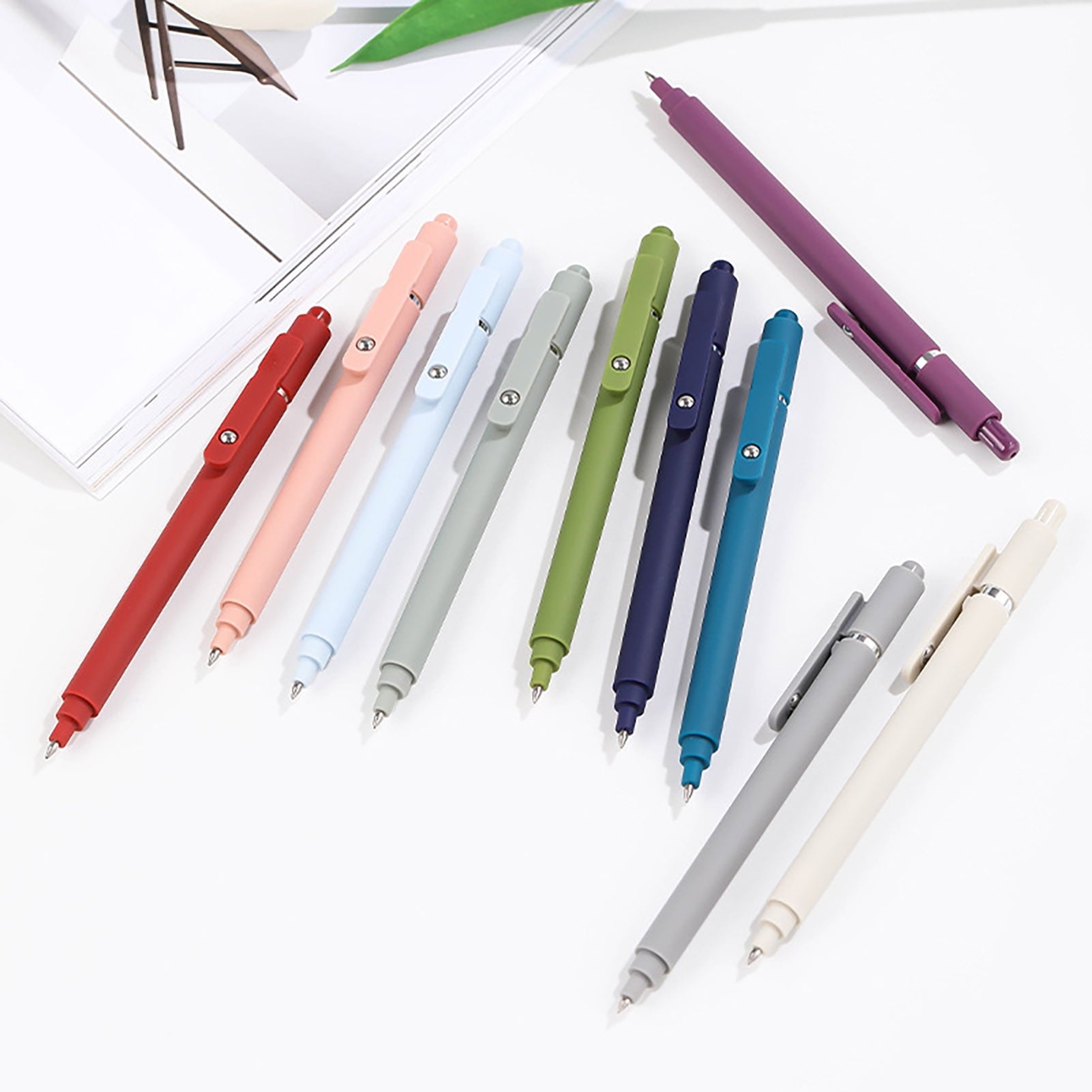 5/10Pcs Color Gel Pen Set Quick-Drying Ink 0.5mm Refill Steel Ball Clip Design Comfortable Barrel Fine Tip Gel Pens