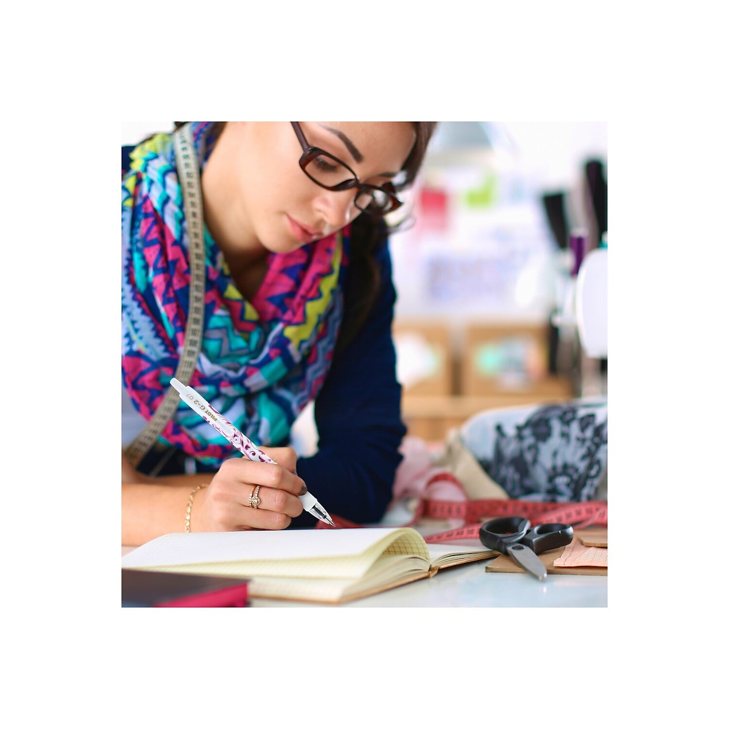 Pilot G2 Retractable White Barrel Fashion Collection Gel  Ink Pens, Fine Point, 0.7mm, Assorted Ink Colors, 5 Count