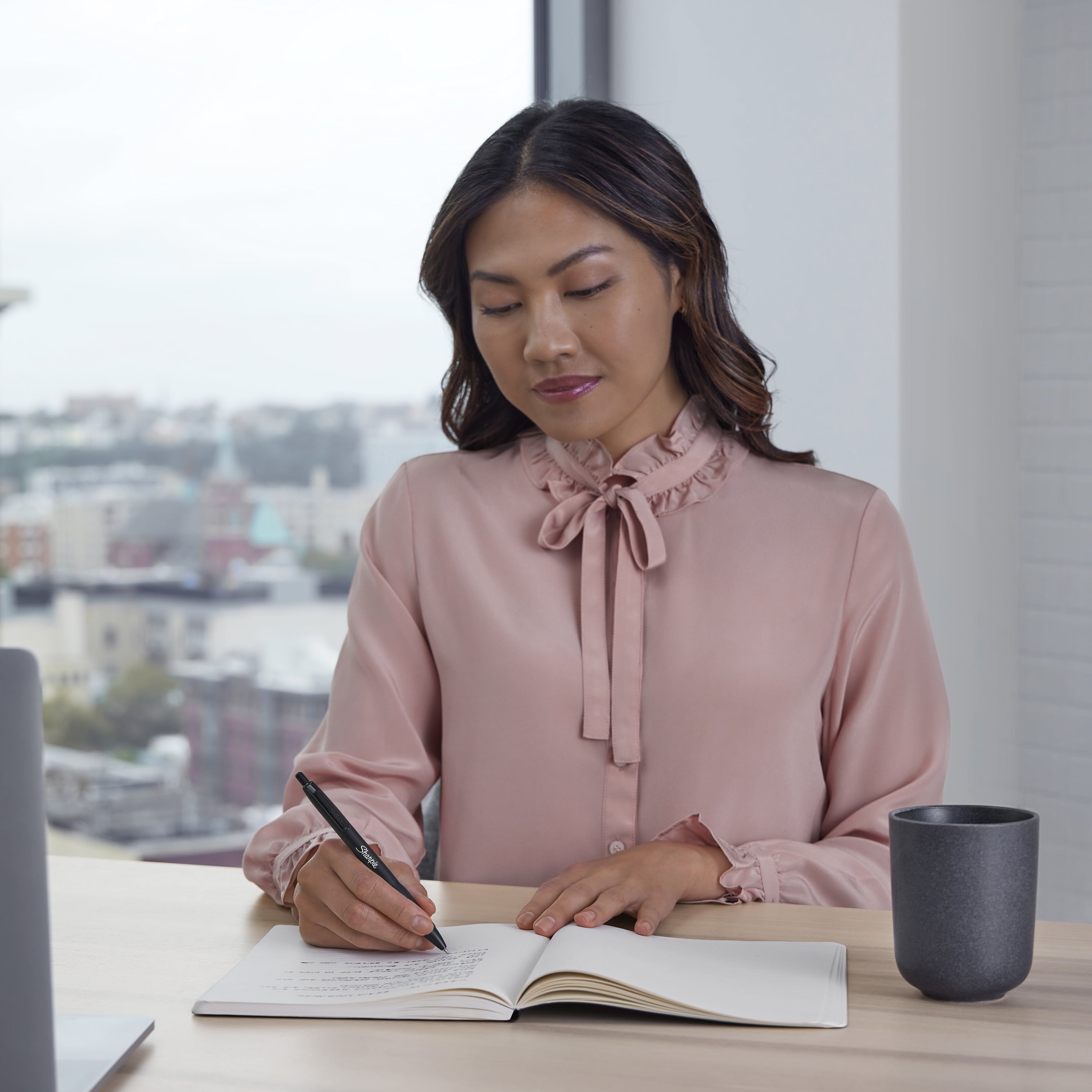 Sharpie S-Gel, Gel Pens, Sleek Metal Barrel, Matte Black, Medium Point (0.7mm), Black Ink, 2 Count