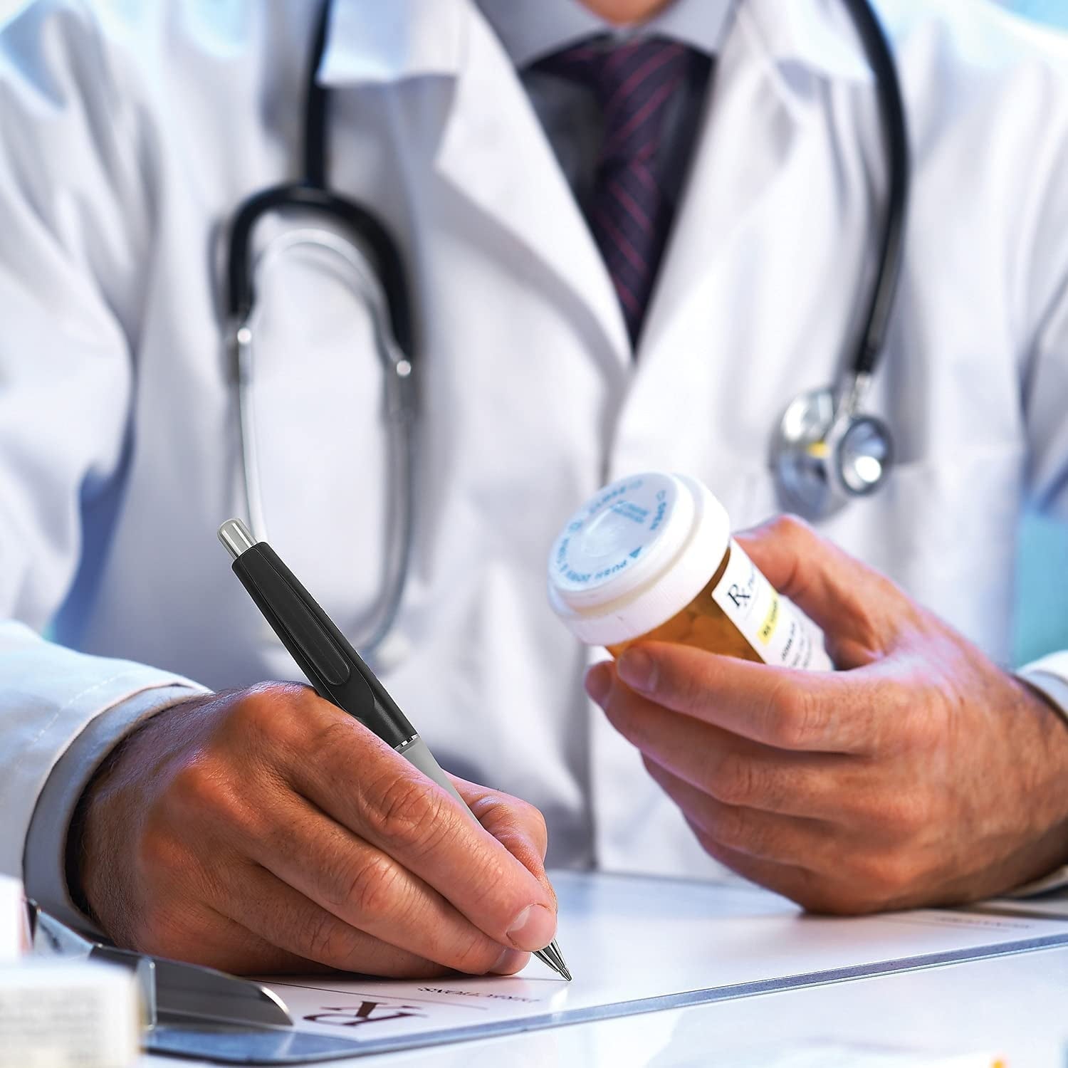 Pilot Dr. Grip Retractable Ballpoint Pens Single with 12 Blue refills, Medium, Blue Ink, 13 Count