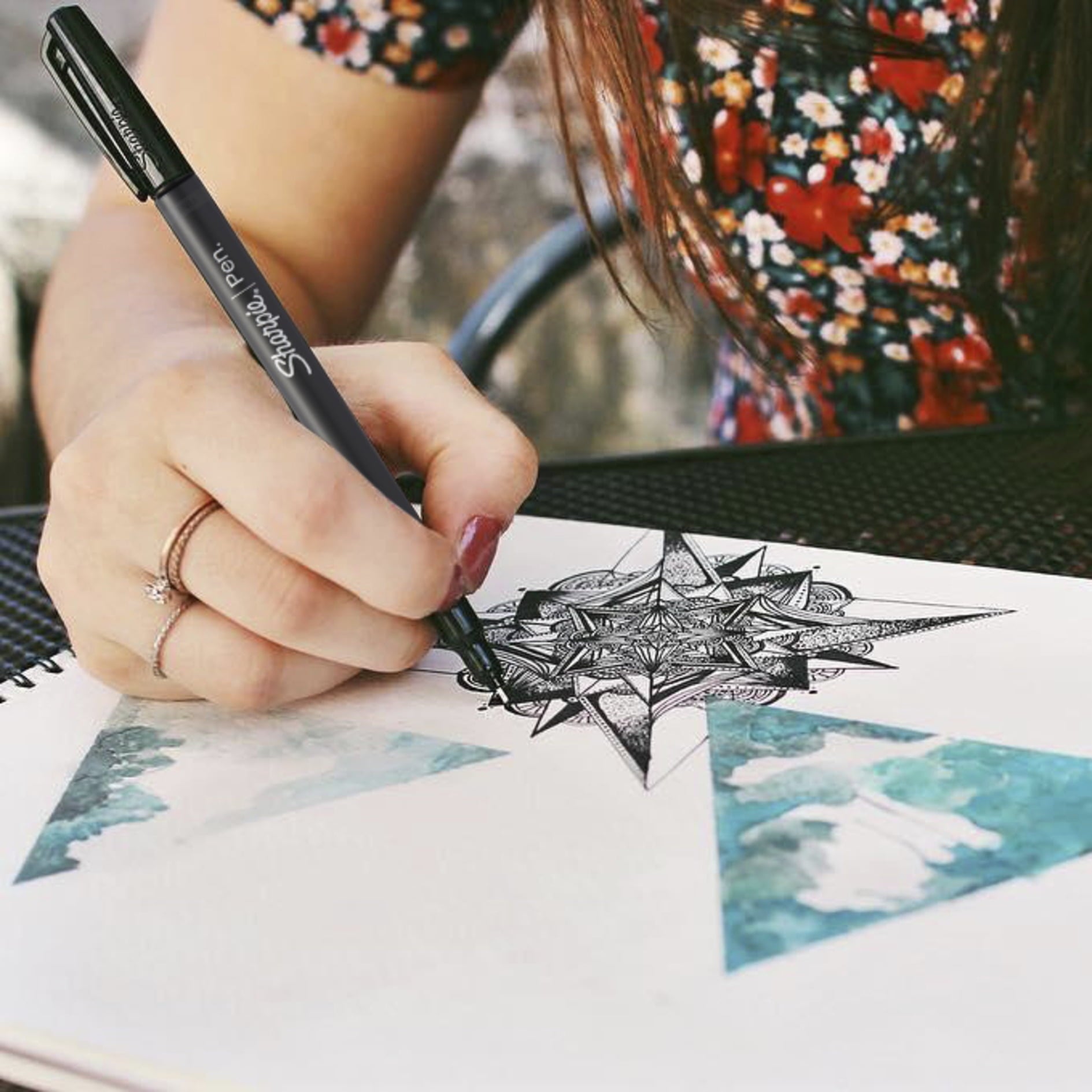 Sharpie Pens, Felt Tip Pens, Fine Point (0.4mm), Black, 4 Count