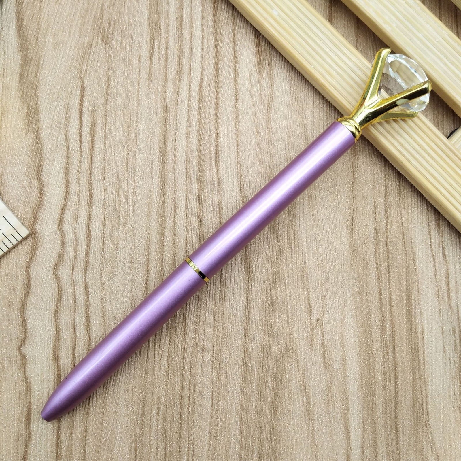 Shldybc Cute Ballpoint Pens for Note Writing, Crystal Ball Pens Office Supplies for Women & Men, Large Diamond Ballpoint Pens, Good Gift Journaling Pens for Everyday Writing Activities