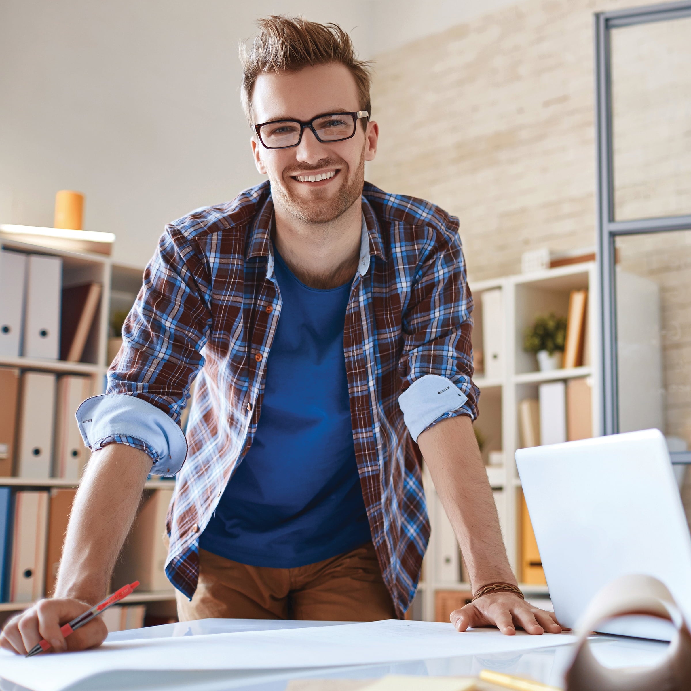 Pilot G2 Premium Retractable Gel Roller Pens, Fine Point, Red, 12 Count